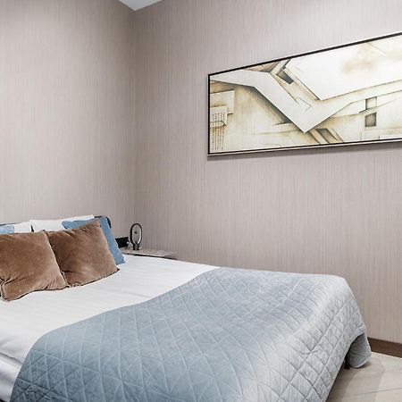 Rentplanet - Apartament Zlota ワルシャワ エクステリア 写真